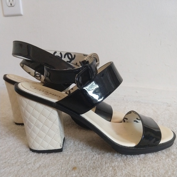 Chanel sandal heels in a 39.5 - Picture 1 of 8